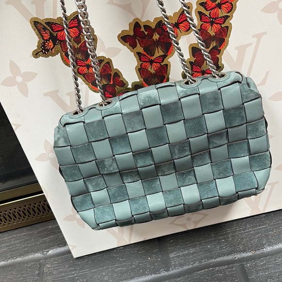 Tory Burch KIRA CHEVRON WOVEN SMALL CONVERTIBLE SHOULDER BAG - Picture 6 of 15